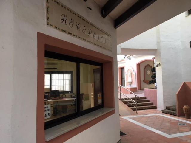 Appartement Large And Elegant In Puerto Banus With Pools And Paddle à Marbellac Extérieur photo