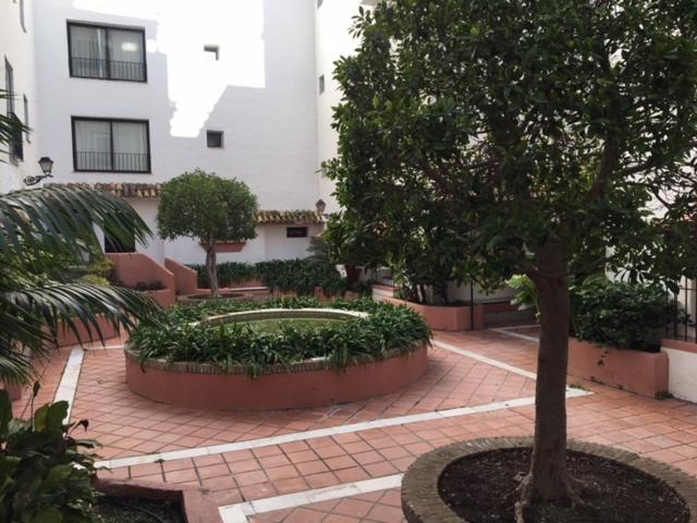 Appartement Large And Elegant In Puerto Banus With Pools And Paddle à Marbellac Extérieur photo